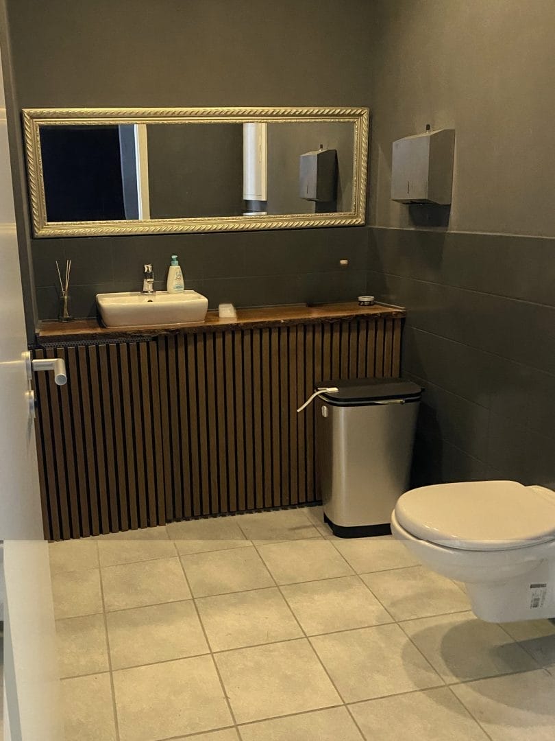WC